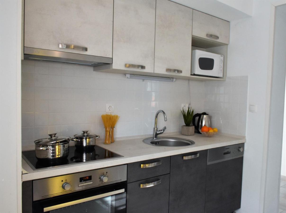 Apartment Meryl Mravince エクステリア 写真